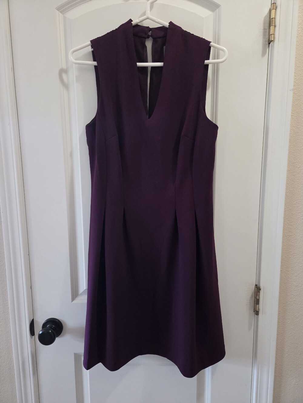 Vince Camuto Sleeveless Deep Plum V-Neck Fit And Flare Cocktail Dress